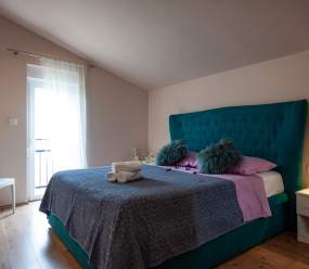 Five bedroom villa Emily with pool in Medulin