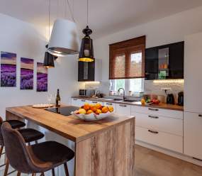Five bedroom villa Emily with pool in Medulin