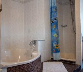 Apartments Kristina / Comfort Two-Bedroom apartment with terrace and parking
