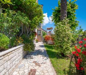 Apartments Kristina / Studio for 2 persons with terrace and private parking