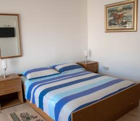 Apartments Kristina / Studio for 3 persons with terrace and private parking