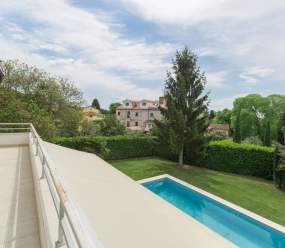 Exclusive 4 bedroom villa Alex in Porec with private pool, garden and parking