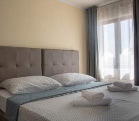 Holiday house near Poreč for 12 persons with pool and beautiful garden