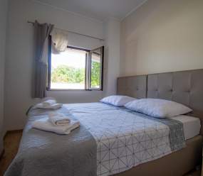 Holiday house near Poreč for 12 persons with pool and beautiful garden