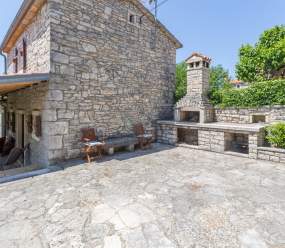 Sweet Home Ana for 3 persons in the countryside near Rovinj with jacuzzi