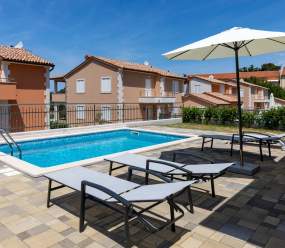 Villas resort a Pula / Villa di lusso con piscina privata 13K