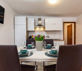 Sorgenfrei two-bedroom apartment in Rovinj Old Town