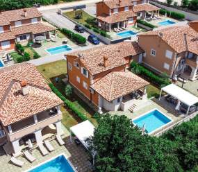 Villas resort a Pula / Villa di lusso con piscina privata 13H