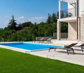 Villen Diminici / 5-Schlafzimmer-Villa mit Pool und Panoramablick auf das Meer 1F