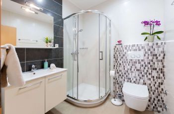 Olea Magica / 2B Apt Buza with garden
