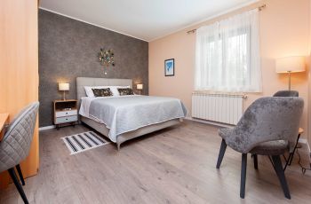 Olea Magica / 2B Apt Buza with garden