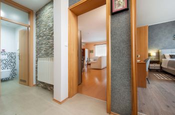 Olea Magica / 2B Apt Buza with garden