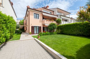Olea Magica / 2B Apt Bianchera with terrace