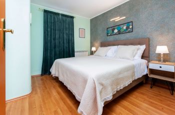 Olea Magica / 2B Apt Bianchera with terrace