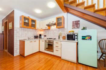 Olea Magica / 2B Apt Bianchera with terrace