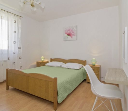 Three bedroom app with terrace in Rovinj