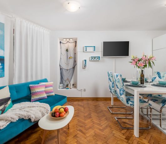 Sorgenfrei two-bedroom apartment in Rovinj Old Town