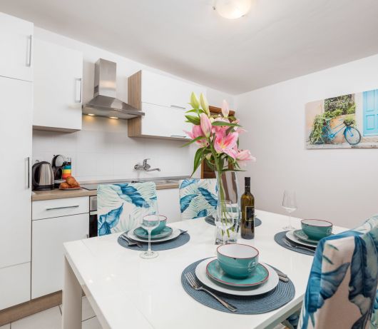 Sorgenfrei two-bedroom apartment in Rovinj Old Town