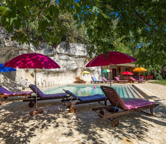 Holiday House Cave Romana