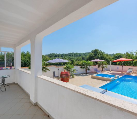 Holiday house in Istria with pool and hydromassage