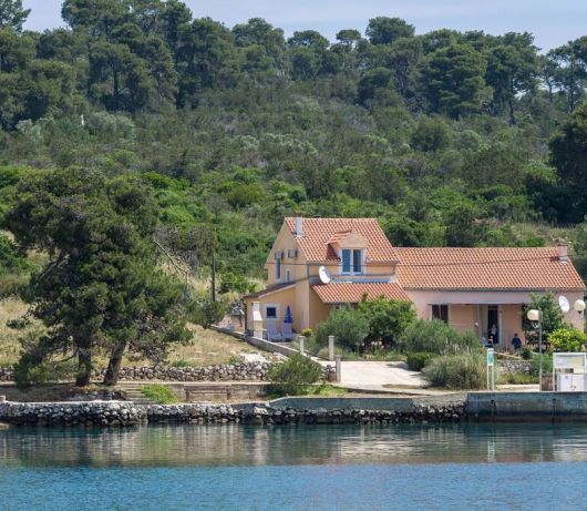 Beachfront Holiday House Zita