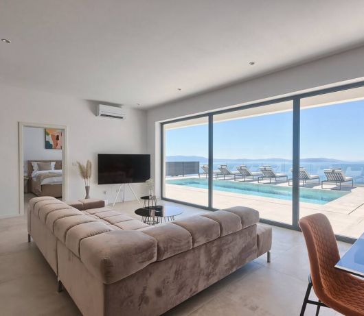 Villa Ultima with sea view, private pool&jacuzzi