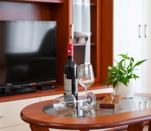 Olea Magica / 2B Apt Buza with garden
