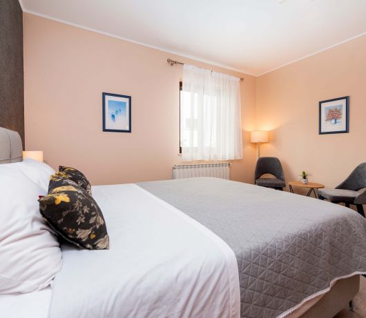 Olea Magica / 2B Apt Buza with garden