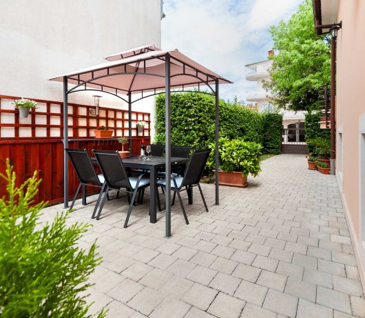 Olea Magica / 2B Apt Buza with garden