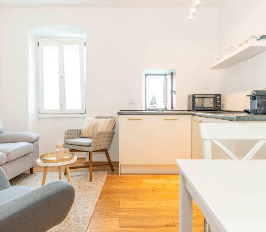 Blue Pearl Apartment
